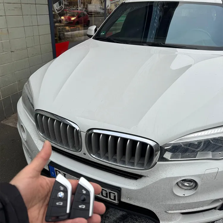 BMW Autoschlüssel nachgemacht im Kundenprojekt
